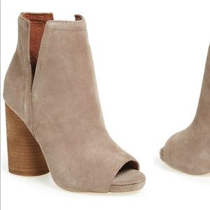 Jeffrey Campbell ‘Oath’ Peep Toe Booties